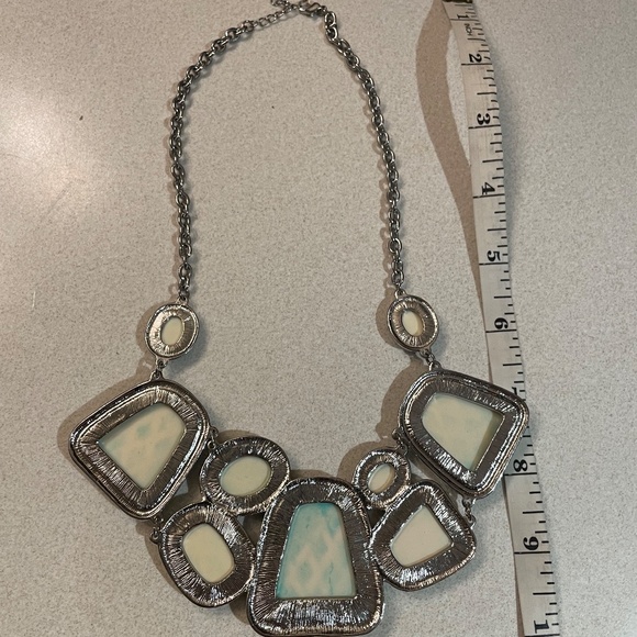 3/$15 Statement teal and silver necklace - Picture 2 of 2